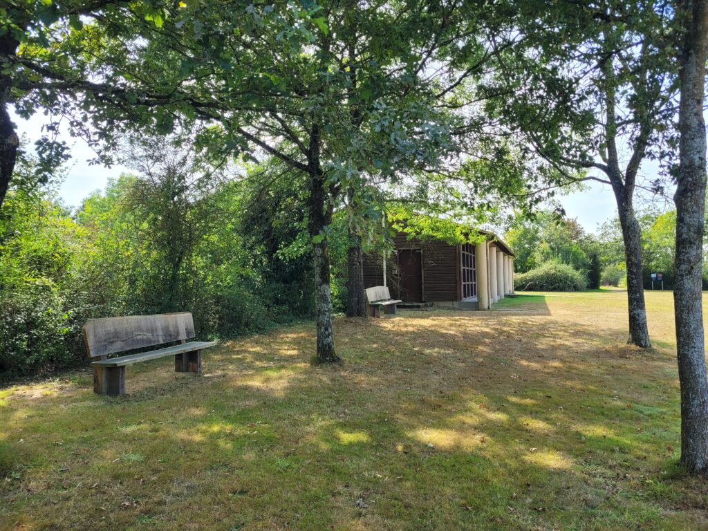 Banc avec dossier - modèle BoKage