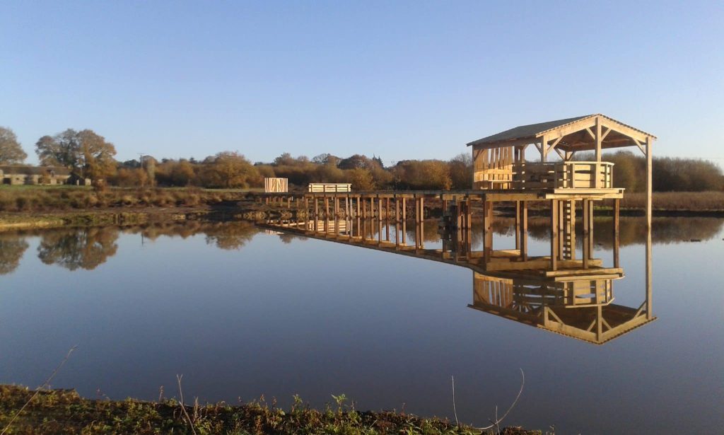 Observatoires et ponton de pêche