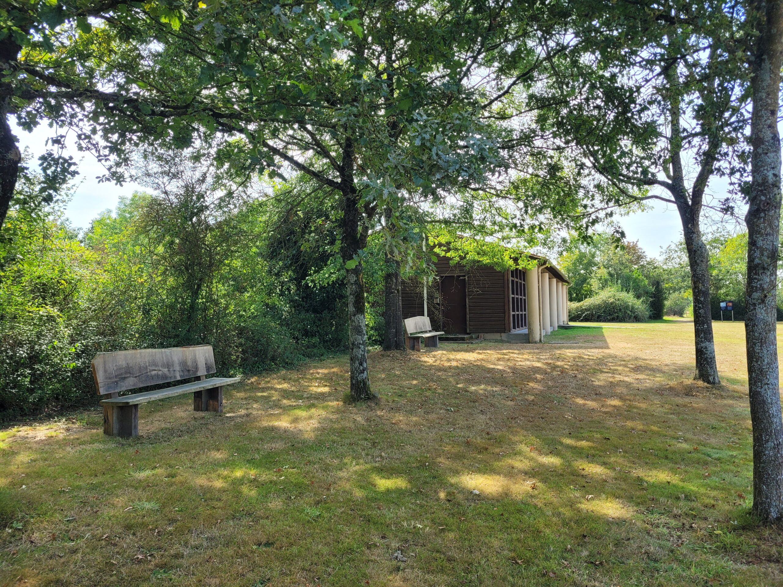 La cité des oiseaux - Les Landes-Genusson (85 ) - banc BoKage