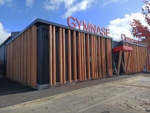 Gymnase Clémenceau - Chantonnay - charpente et habillage bois